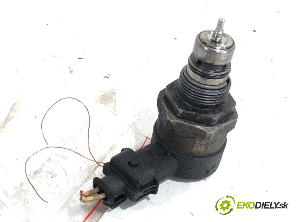 PEUGEOT 4007 SUV 2008 115 kW 2.2 HDi 2179 Snímač tlaku paliva 9654748880 (Snímač)