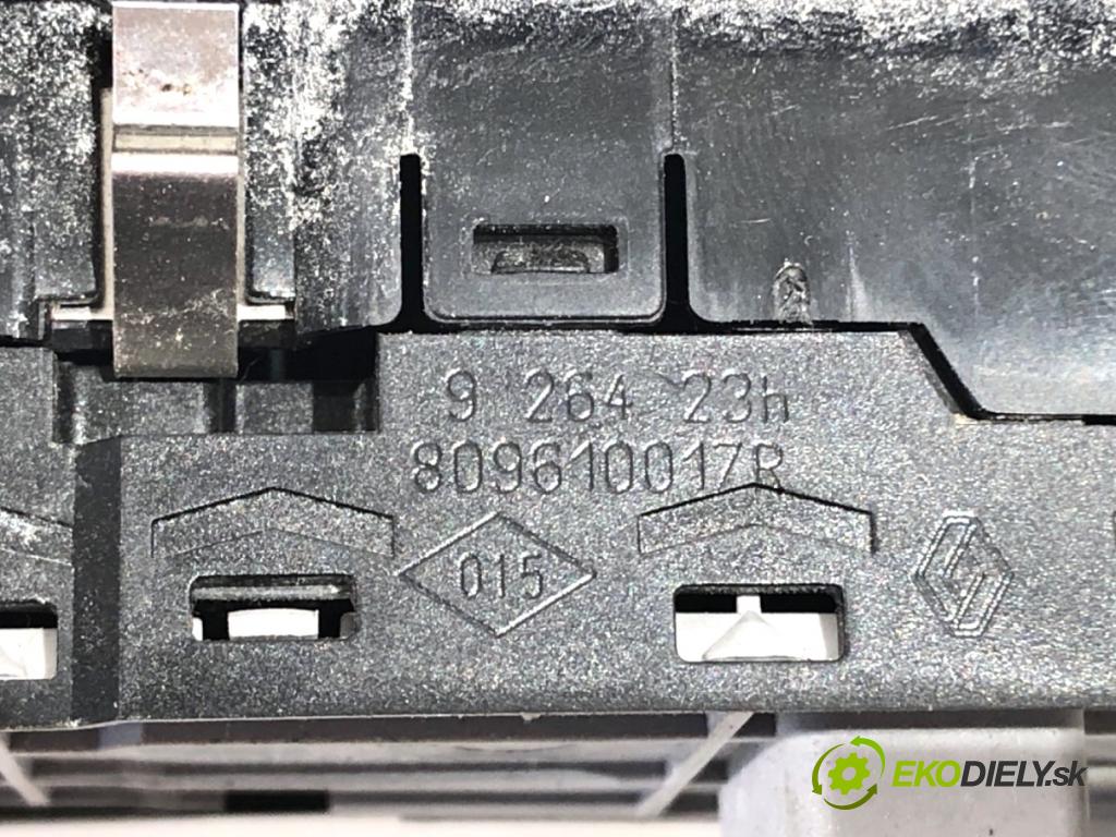 RENAULT GRAND SCENIC III nadwozie wielkoprzestrzenne (MPV) 2009 96 kW 1.4 16V (JZ0F) 1397 Prepínač okien 809610017R (Prepínacie páčky pod volantom)