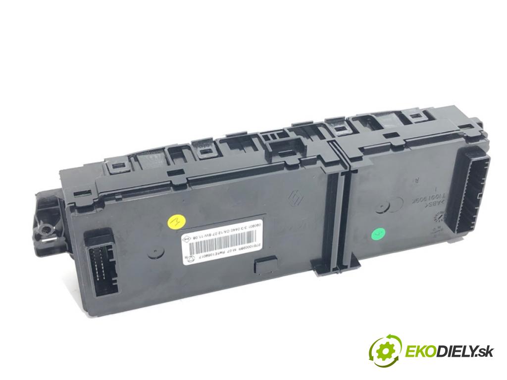 RENAULT GRAND SCENIC III nadwozie wielkoprzestrzenne (MPV) 2009 96 kW 1.4 16V (JZ0F) 1397 Panel ovládania kúrenia 275100026R (Prepínacie páčky pod volantom)