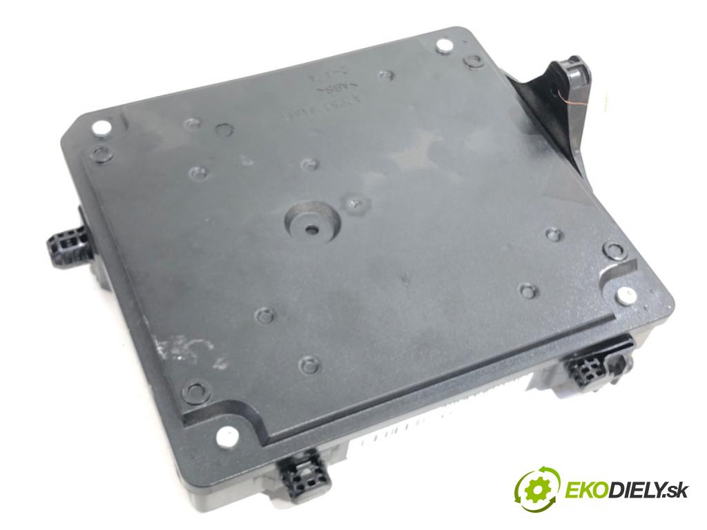 RENAULT GRAND SCENIC III nadwozie wielkoprzestrzenne (MPV) 2009 96 kW 1.4 16V (JZ0F) 1397 Modul BCM 284B13297R (Riadiaca jednotka ostatné)