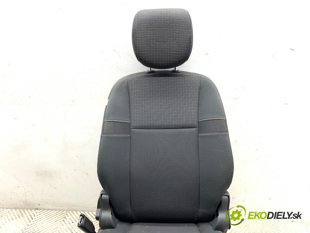 RENAULT GRAND SCENIC III nadwozie wielkoprzestrzenne (MPV) 2009 96 kW 1.4 16V (JZ0F) 1397 sedadlo pravý přední část