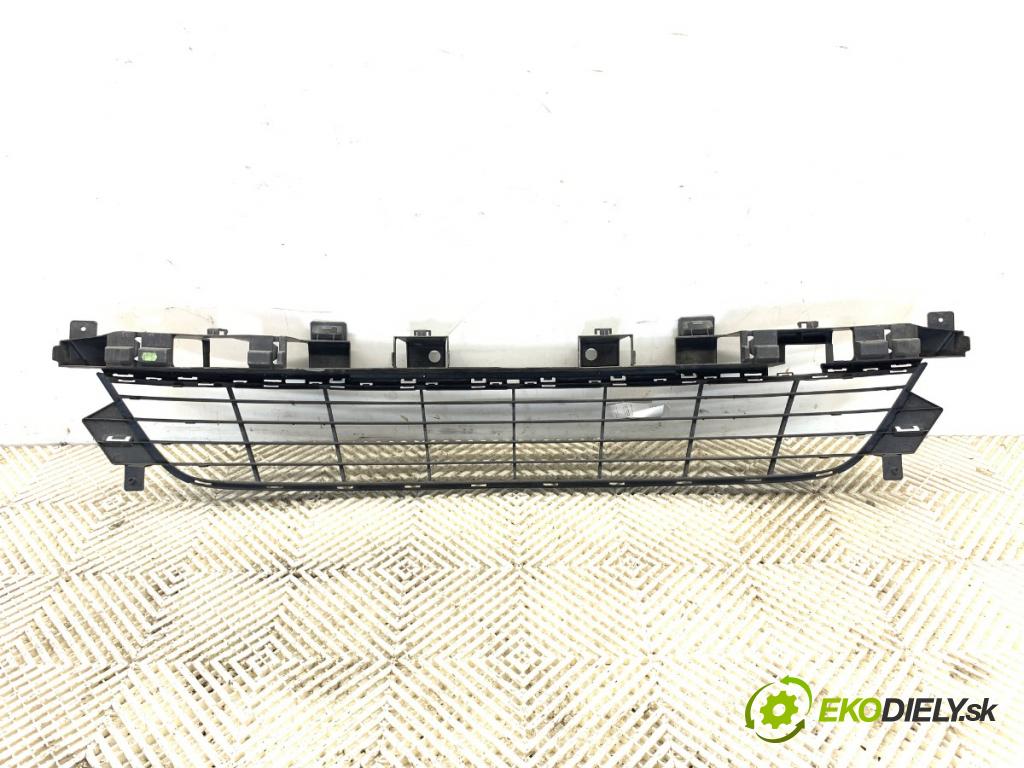 RENAULT GRAND SCENIC III nadwozie wielkoprzestrzenne (MPV) 2009 96 kW 1.4 16V (JZ0F) 1397 mří nárazníka přední část střední 622540016R
