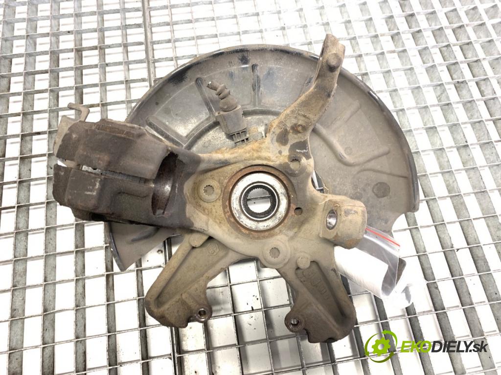 VW GOLF VI liftback 2011 63 kW 1.2 TSI 1197 náboj pravy predný