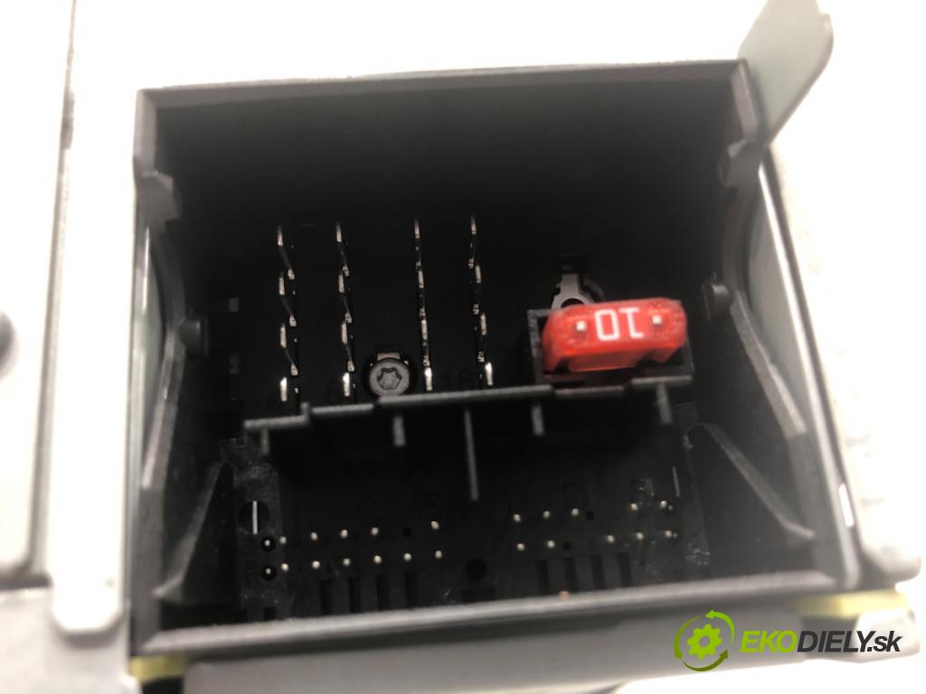 VW GOLF VI liftback 2011 63 kW 1.2 TSI 1197 RADIO 1K0035186AN (Audio zariadenie)