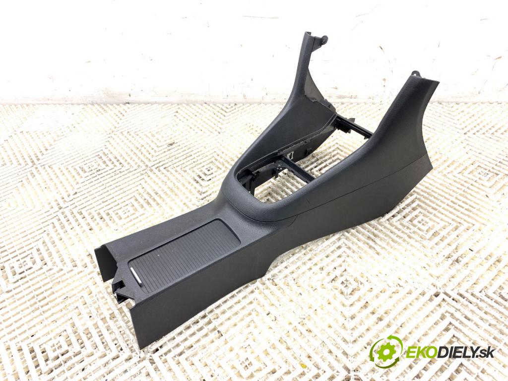 VW GOLF VI liftback 2011 63 kW 1.2 TSI 1197 Tunel stredový 5K0863243C (Stredový tunel)