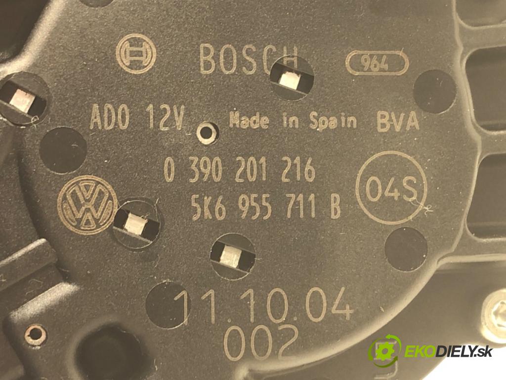 VW GOLF VI liftback 2011 63 kW 1.2 TSI 1197 motor stěračů zadní část 5K6955711B