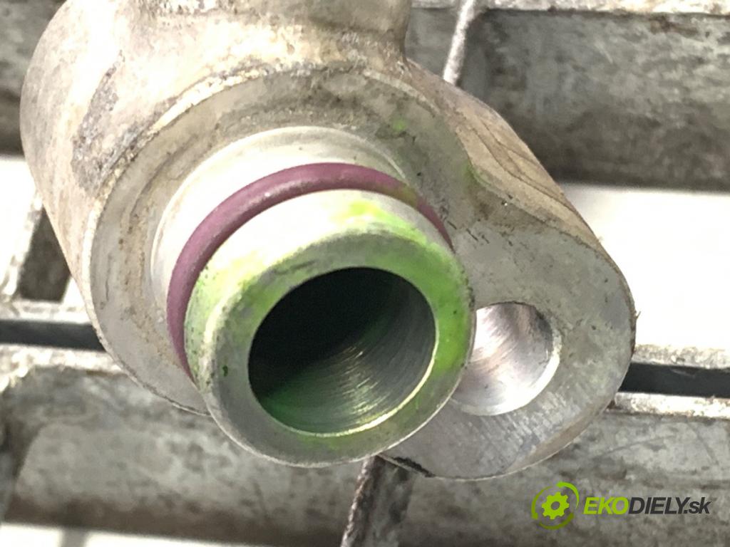 VW GOLF VI liftback 2011 63 kW 1.2 TSI 1197 rúrka klimatizácie  (Rúrka klimatizácie)