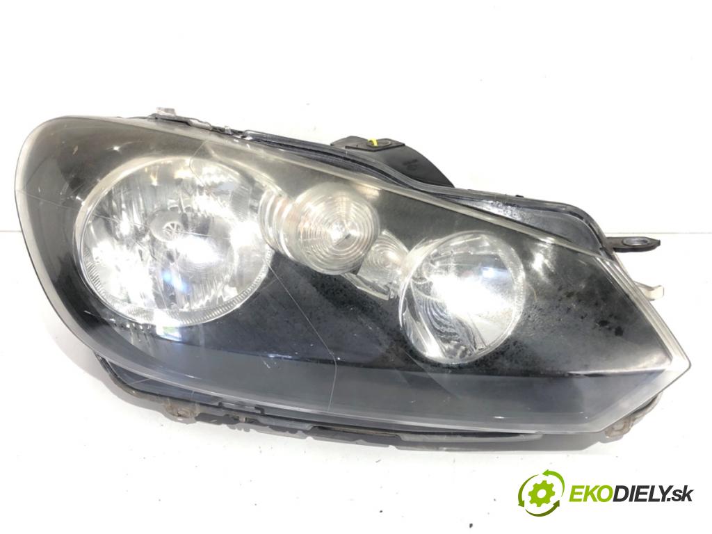 VW GOLF VI liftback 2011 63 kW 1.2 TSI 1197 Svetlomet pravy predný 5K1941006P