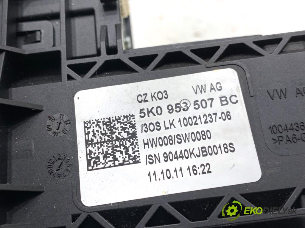 VW GOLF VI liftback 2011 63 kW 1.2 TSI 1197 Prepínač kombinovaný 5K0953507BC (Prepínacie páčky pod volantom)