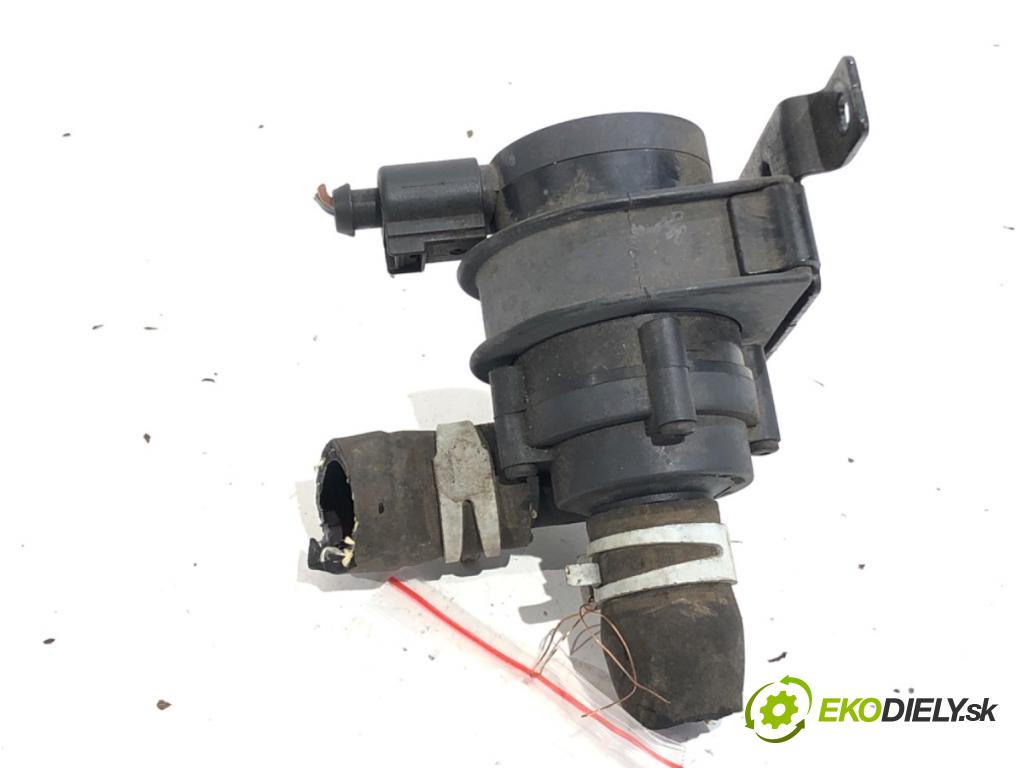 VW GOLF VI liftback 2011 63 kW 1.2 TSI 1197 DALŠÍ: pumpa vody 1K0965561L (Vodní pumpa)