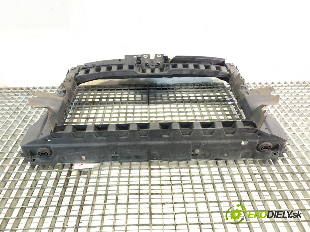 VW GOLF VI liftback 2011 63 kW 1.2 TSI 1197 držák přední část  (Přední výztuha)