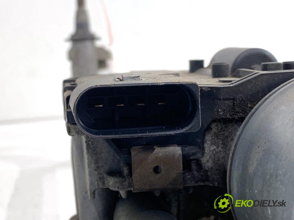 VW GOLF VI liftback 2011 63 kW 1.2 TSI 1197 Mechanizmus stieračov predný 5K1955119 1397220652 (Motorček stieračov predný)