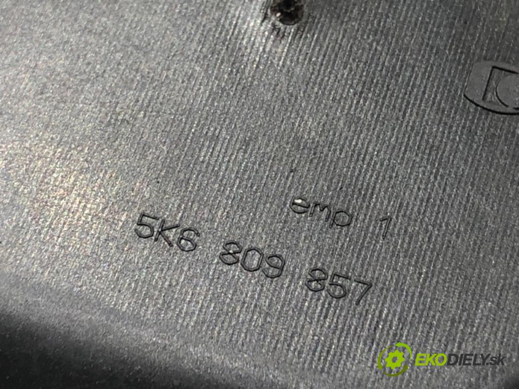VW GOLF VI liftback 2011 63 kW 1.2 TSI 1197 dvířka nádrže paliva (Klika dveří ostatní)