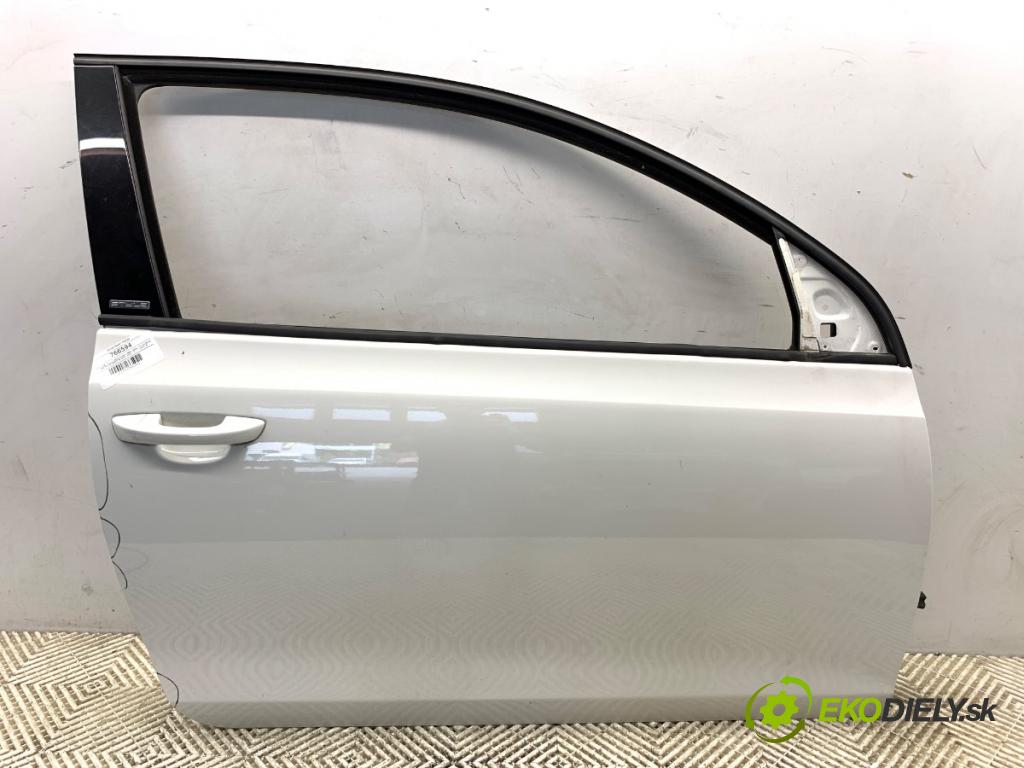 VW GOLF VI liftback 2011 63 kW 1.2 TSI 1197 dveře pravý přední část LB9A