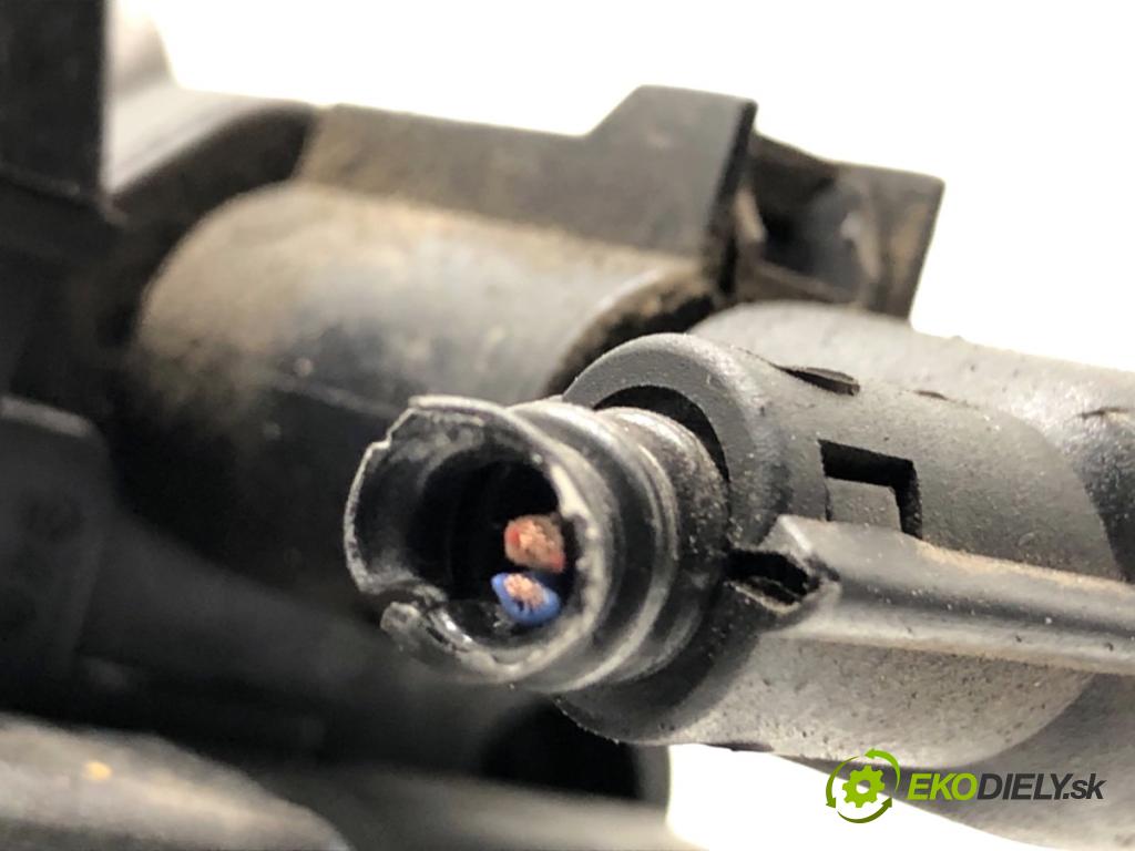 VW GOLF VI liftback 2011 63 kW 1.2 TSI 1197 Alternátor 03F903023D (Alternátor)