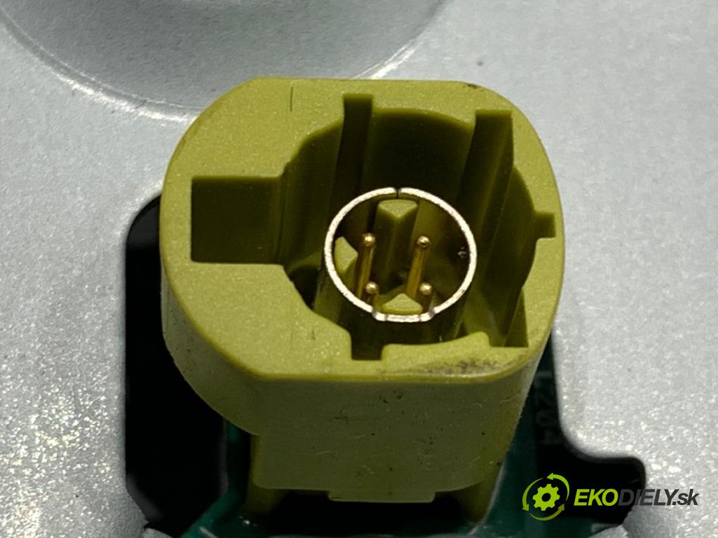 FORD S-MAX nadwozie wielkoprzestrzenne (MPV) 2017 110 kW 2.0 TDCi 1997 Dislpej  (Prístrojová doska)