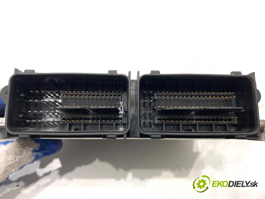 FORD S-MAX nadwozie wielkoprzestrzenne (MPV) 2017 110 kW 2.0 TDCi 1997 riadiaca jednotka Motor DS71-12B684-XB (Riadiaca jednotka)