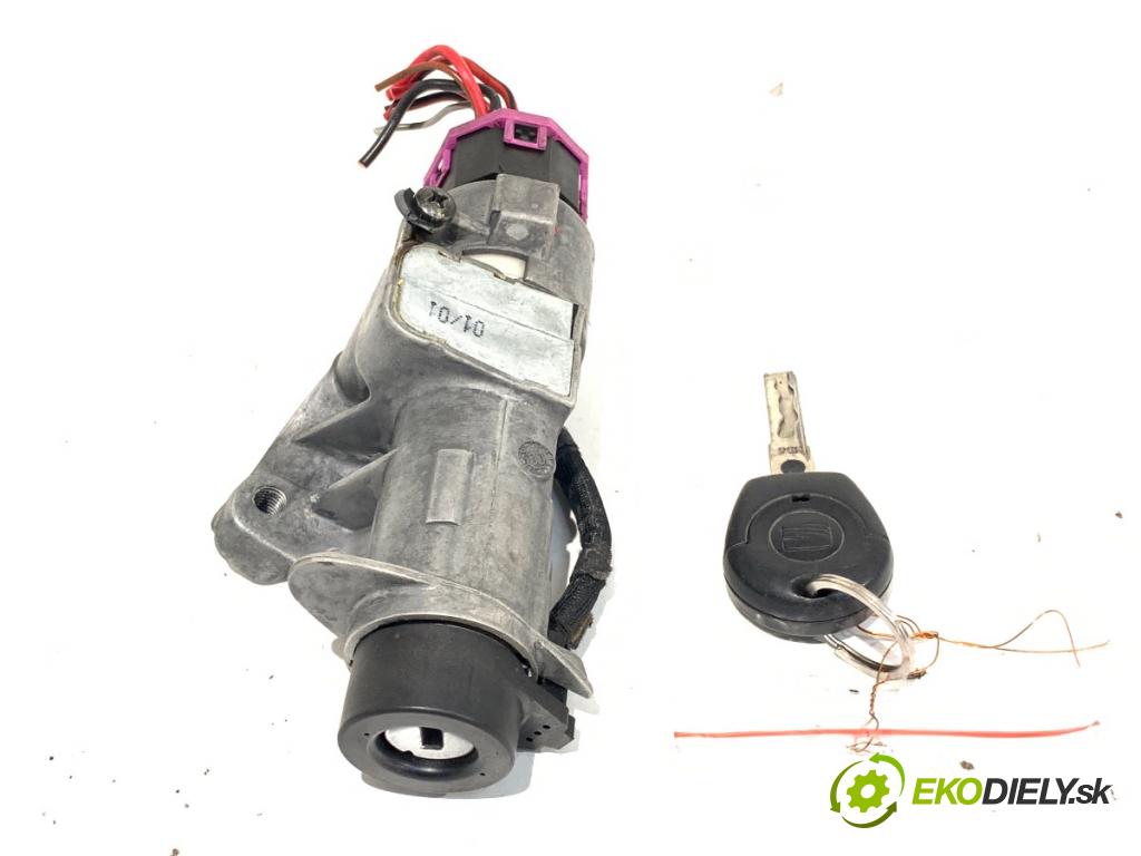 SEAT LEON I liftback 2001 77 kW 1.6 16 V 1598 spinačka 4B0905851C (Spínacia skrinka)