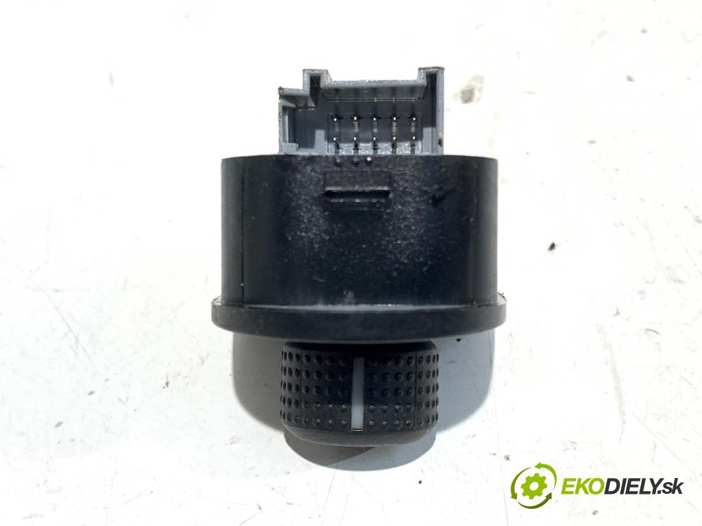 SEAT LEON I liftback 2001 77 kW 1.6 16 V 1598 Prepínač nastavenia spätných zrkadiel 1M1959565D (Prepínacie páčky pod volantom)