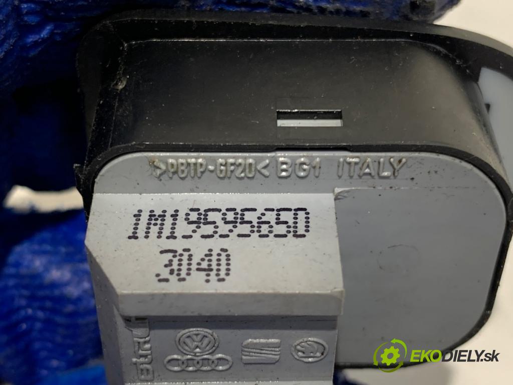 SEAT LEON I liftback 2001 77 kW 1.6 16 V 1598 Prepínač nastavenia spätných zrkadiel 1M1959565D (Prepínacie páčky pod volantom)