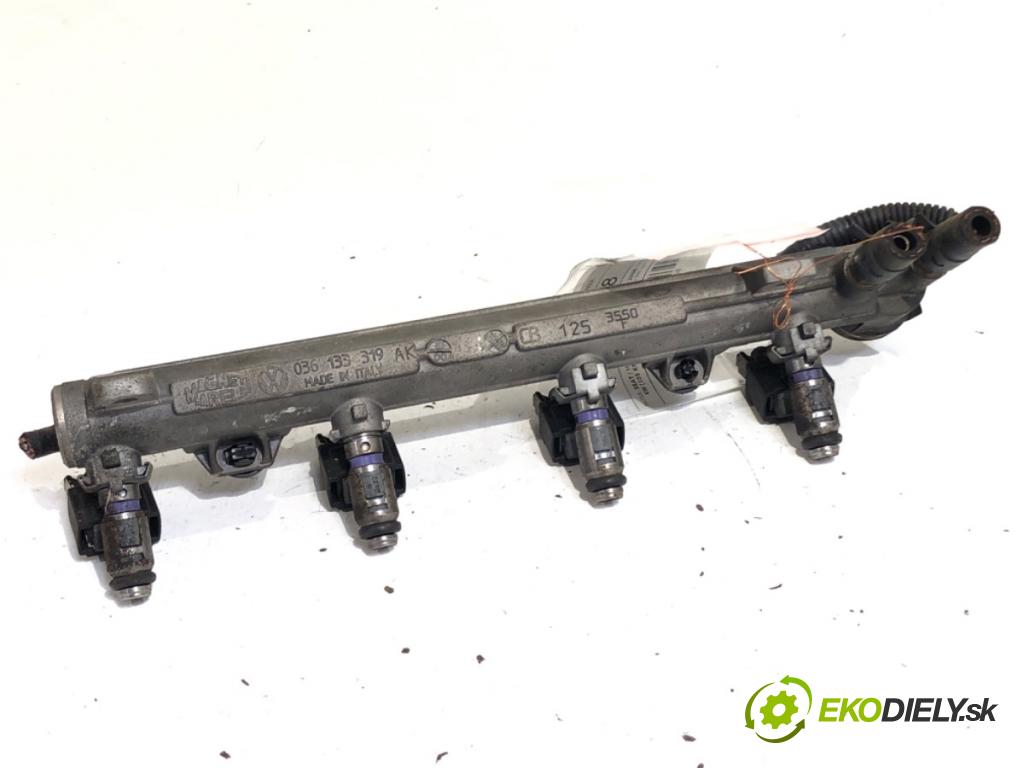 SEAT LEON I liftback 2001 77 kW 1.6 16 V 1598 Lišta vstrekovacia 036133319AK (Vstrekovacia lišta)