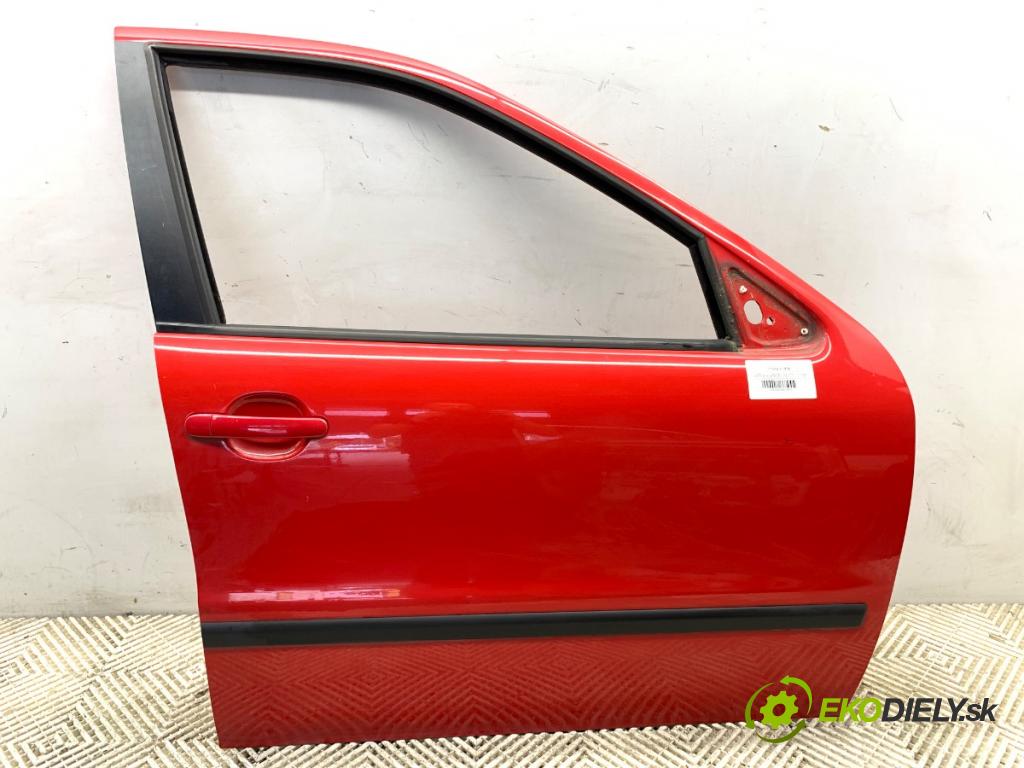 SEAT LEON I liftback 2001 77 kW 1.6 16 V 1598 dveře pravý přední část 