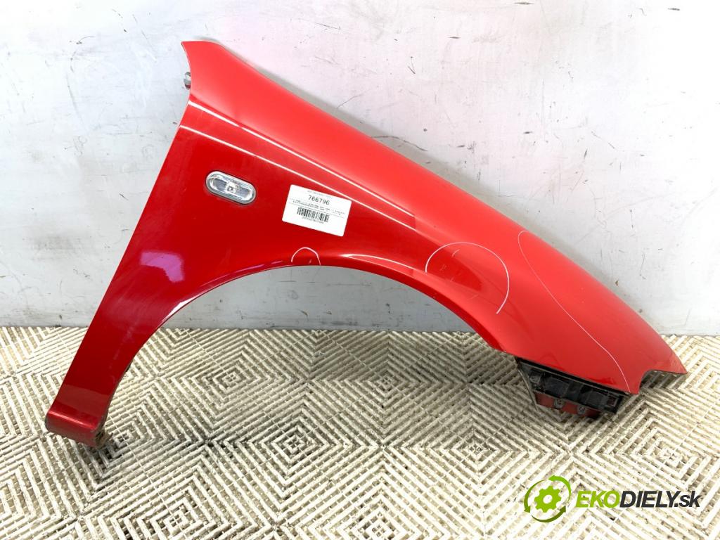SEAT LEON I liftback 2001 77 kW 1.6 16 V 1598 blatník pravý přední část 