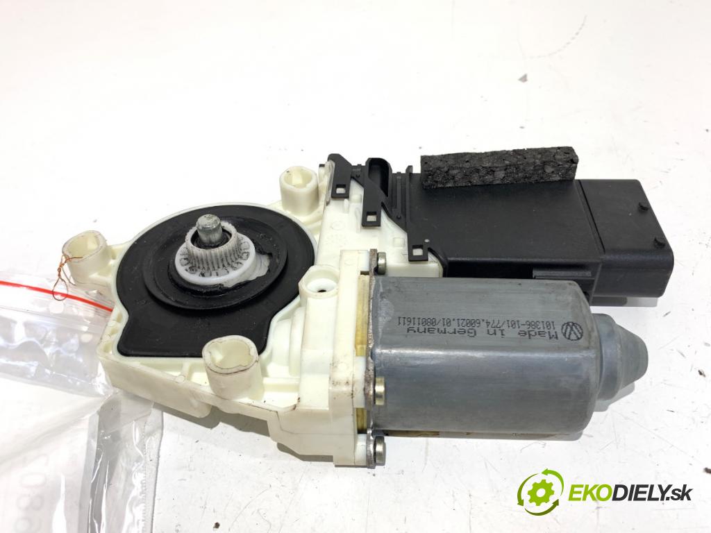 SEAT LEON I liftback 2001 77 kW 1.6 16 V 1598 motor sťahovaní okna pravý přední část 1J0959802G