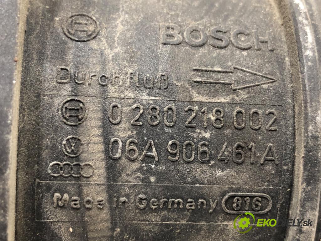 SKODA OCTAVIA I liftback 2000 85 kW 2.0 1984 Váha vzduchu 06A906461A (Váha vzduchu)