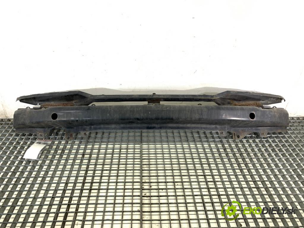 SKODA OCTAVIA I liftback 2000 85 kW 2.0 1984 výztuha nárazníka přední část  (Přední výztuha)