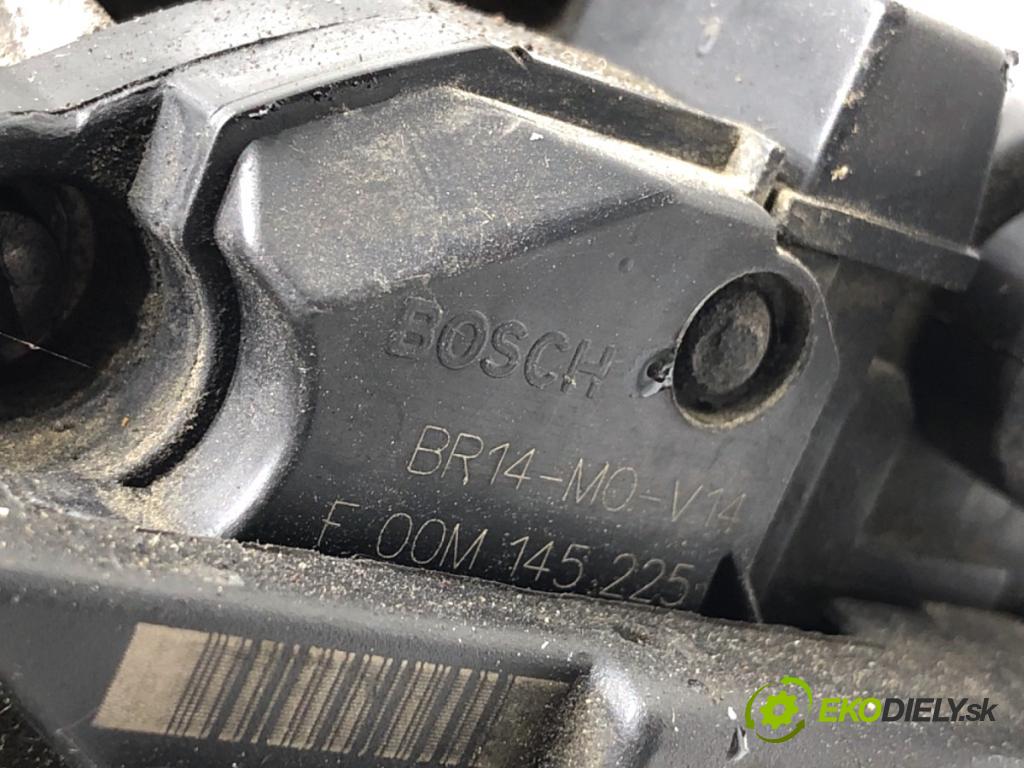 SKODA OCTAVIA I liftback 2000 85 kW 2.0 1984 Alternátor  (Alternátor)