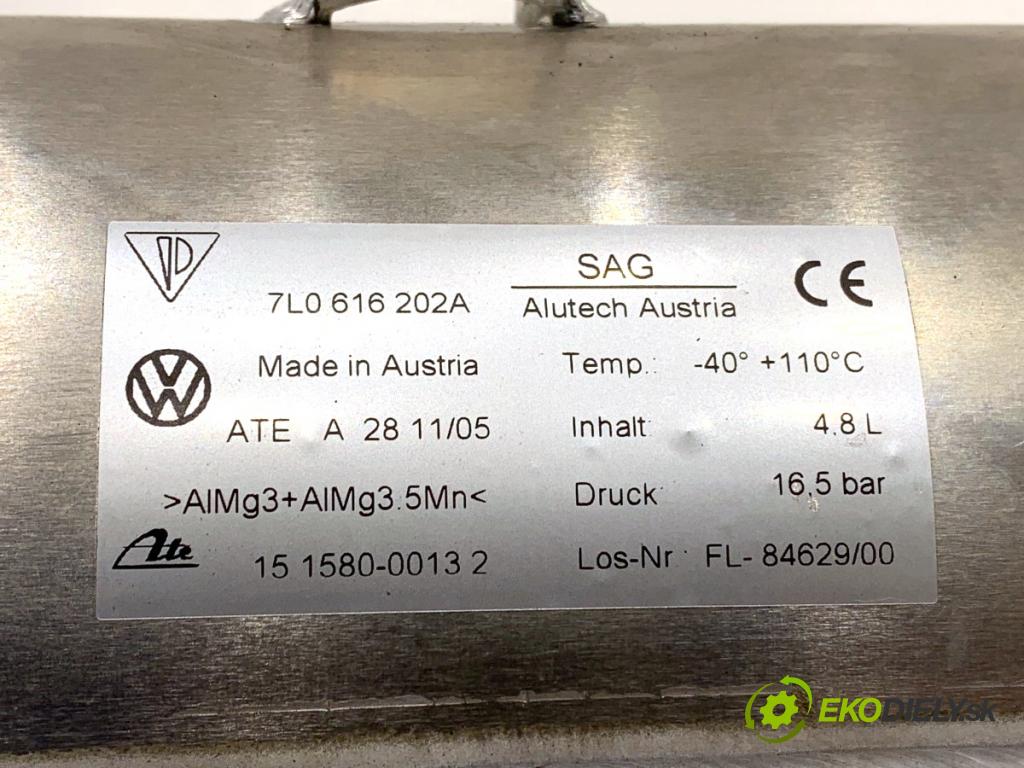 VW TOUAREG SUV 2006 165 kW 3.0 V6 TDI 2967 nádržka vzduchu nápravy 7L0616202A
