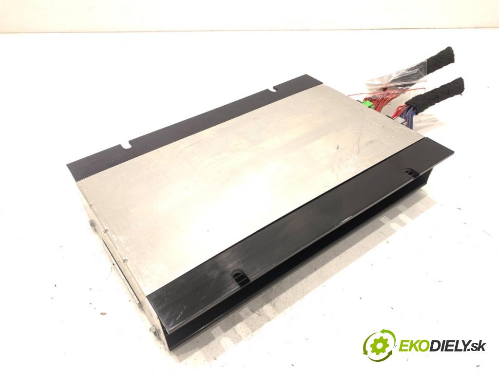 VW TOUAREG SUV 2006 165 kW 3.0 V6 TDI 2967 Zosilňovač 7L6035456 (Zosilňovač)