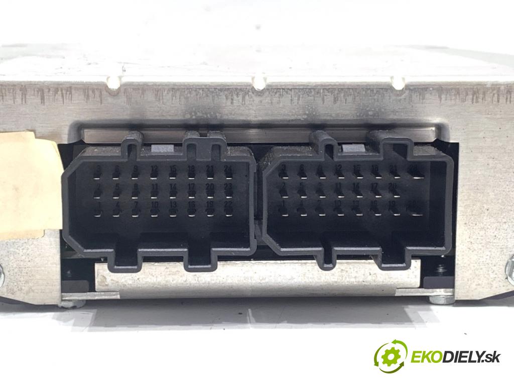 VW TOUAREG SUV 2006 165 kW 3.0 V6 TDI 2967 Zosilňovač 7L6035456 (Zosilňovač)