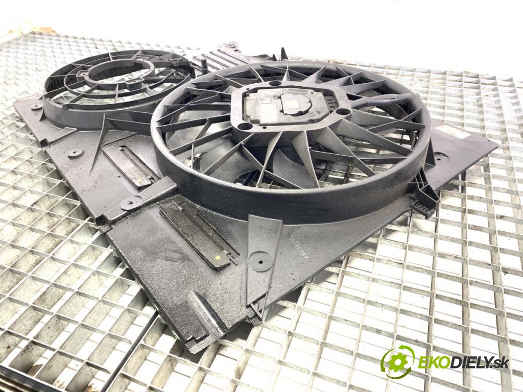 VW TOUAREG SUV 2006 165 kW 3.0 V6 TDI 2967 ventilátor chladiče 7L0121203G (Ventilátor)