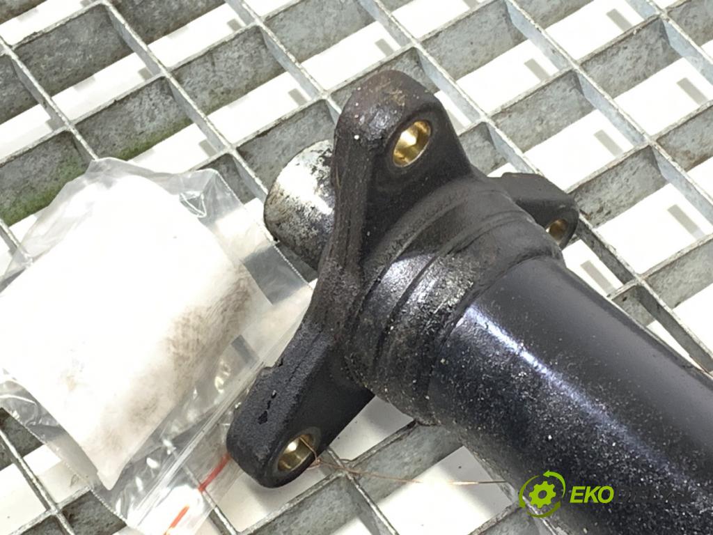 VW TOUAREG SUV 2006 165 kW 3.0 V6 TDI 2967 Kardaň, hriadeľ hnací zad 7L0521102H (Kardaňový hriadeľ)