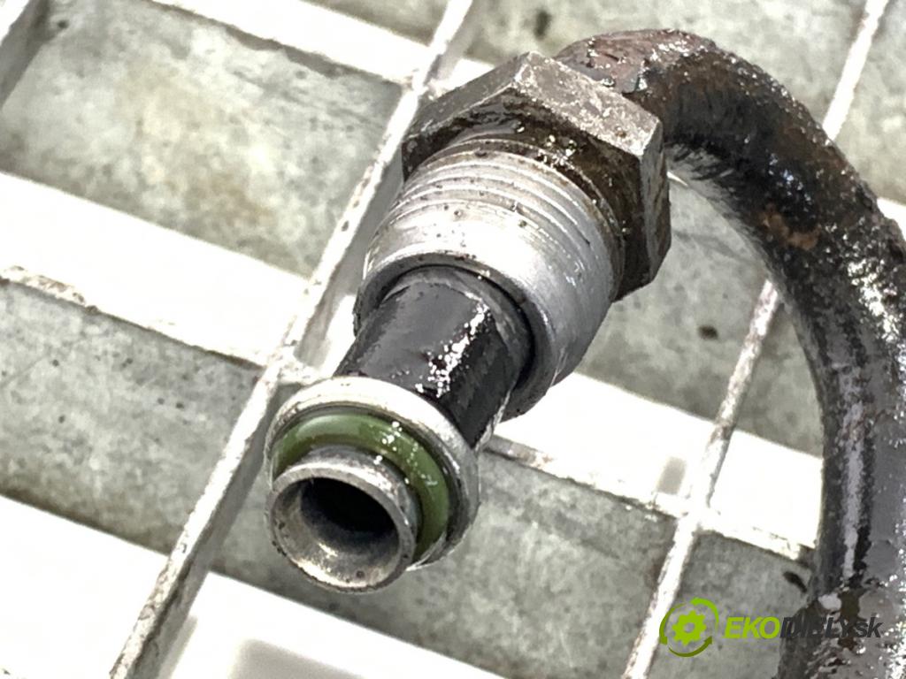 VW TOUAREG SUV 2006 165 kW 3.0 V6 TDI 2967 hadice servočerpadlo  (Trubka servo čerpadla)