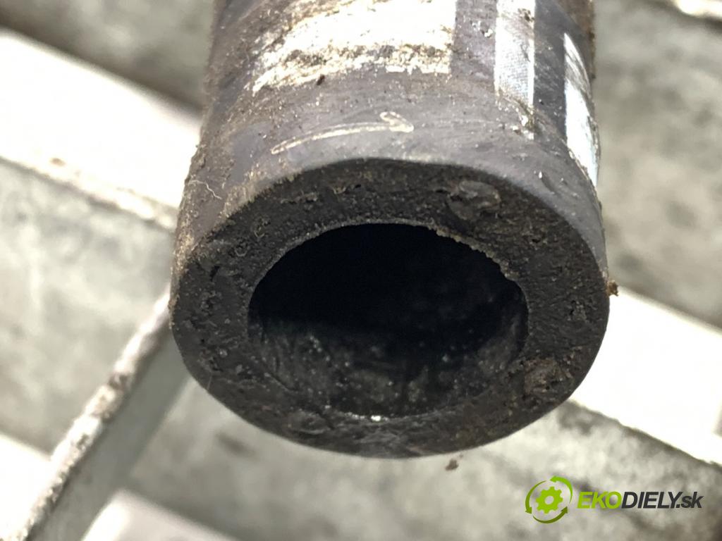 VW TOUAREG SUV 2006 165 kW 3.0 V6 TDI 2967 hadice servočerpadlo  (Trubka servo čerpadla)