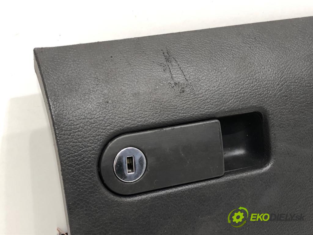 VW TOUAREG SUV 2006 165 kW 3.0 V6 TDI 2967 Priehradka, kastlík spolujazdca 7L6857101 (Priehradka (kastlík))