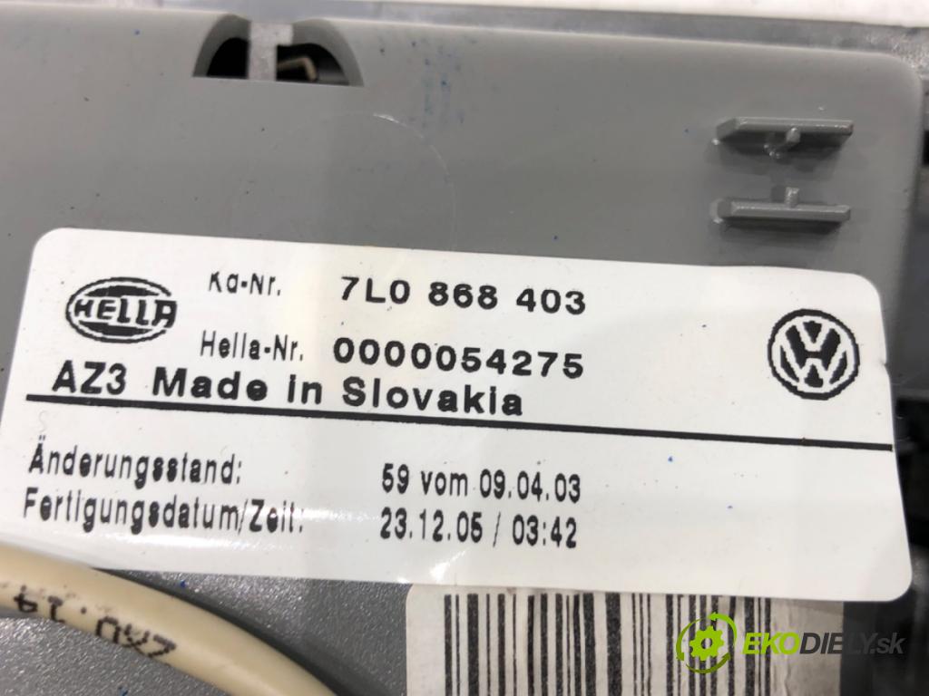 VW TOUAREG SUV 2006 165 kW 3.0 V6 TDI 2967 světlo stropní 7L0868403