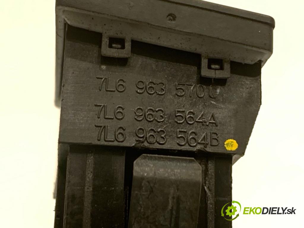 VW TOUAREG SUV 2006 165 kW 3.0 V6 TDI 2967 Prepínač ohrievania, vyhrievania sedačky 7L6963570C (Prepínacie páčky pod volantom)