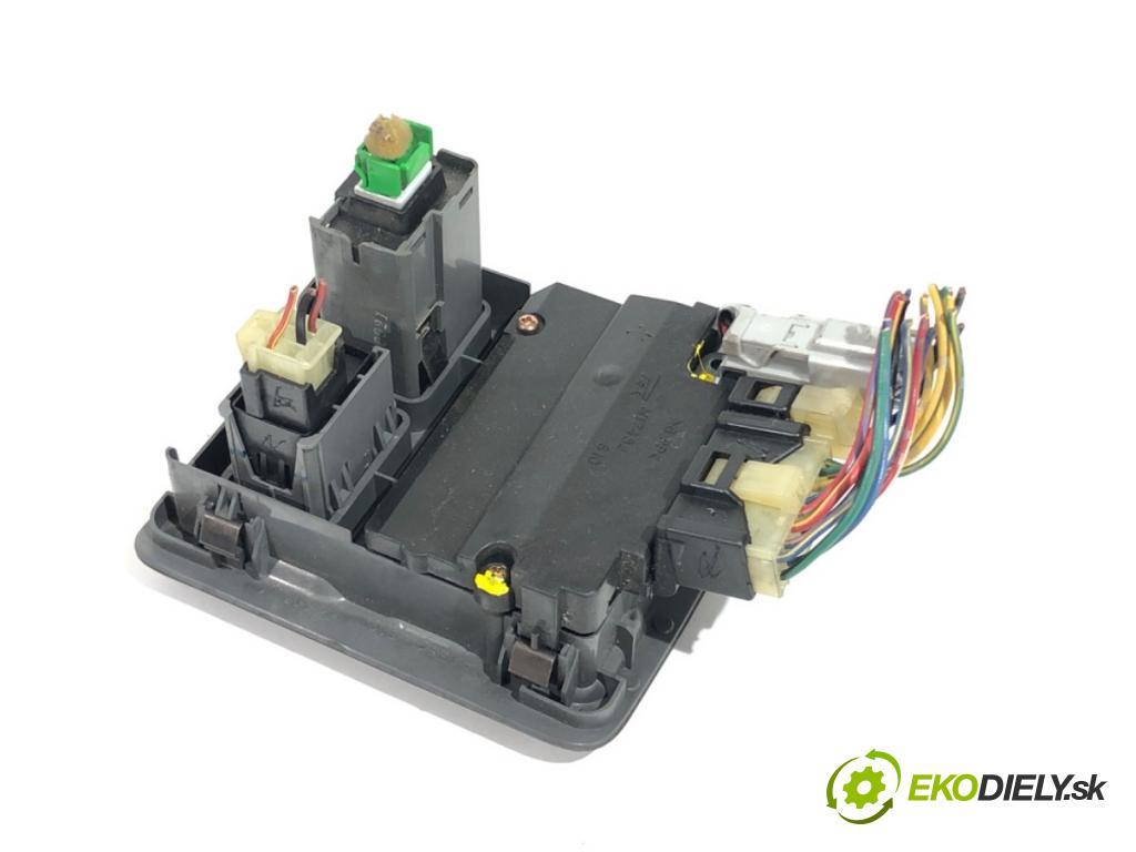 HONDA CR-V I SUV 2000 108 kW 2.0 16V 4WD (RD1, RD3) 1973 Prepínač okien  (Prepínacie páčky pod volantom)