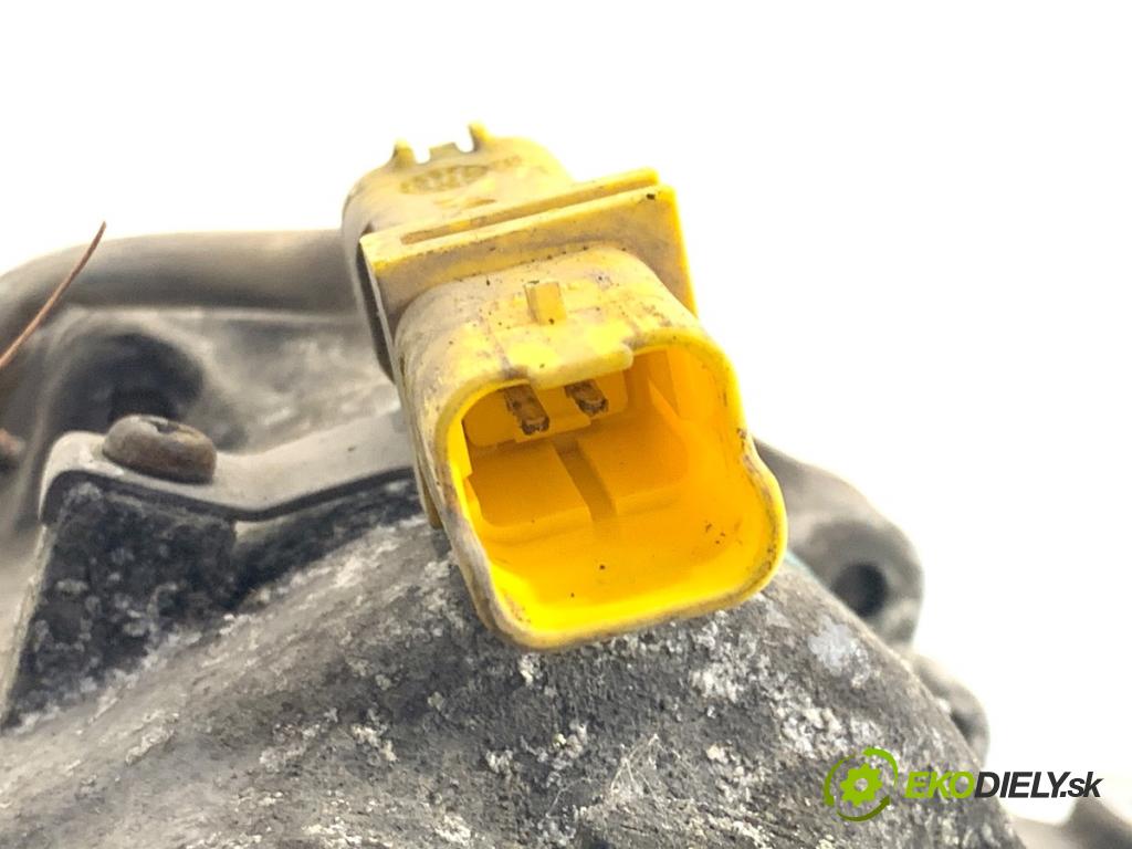 PEUGEOT 307 liftback 2002 80 kW 1.6 16V 1587 Kompresor klimatizácie SD6V12 (Kompresor klimatizácie)