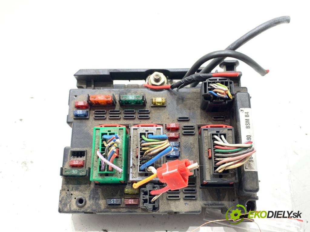 PEUGEOT 307 liftback 2002 80 kW 1.6 16V 1587 Modul BSM 9646405380 (Riadiaca jednotka ostatné)