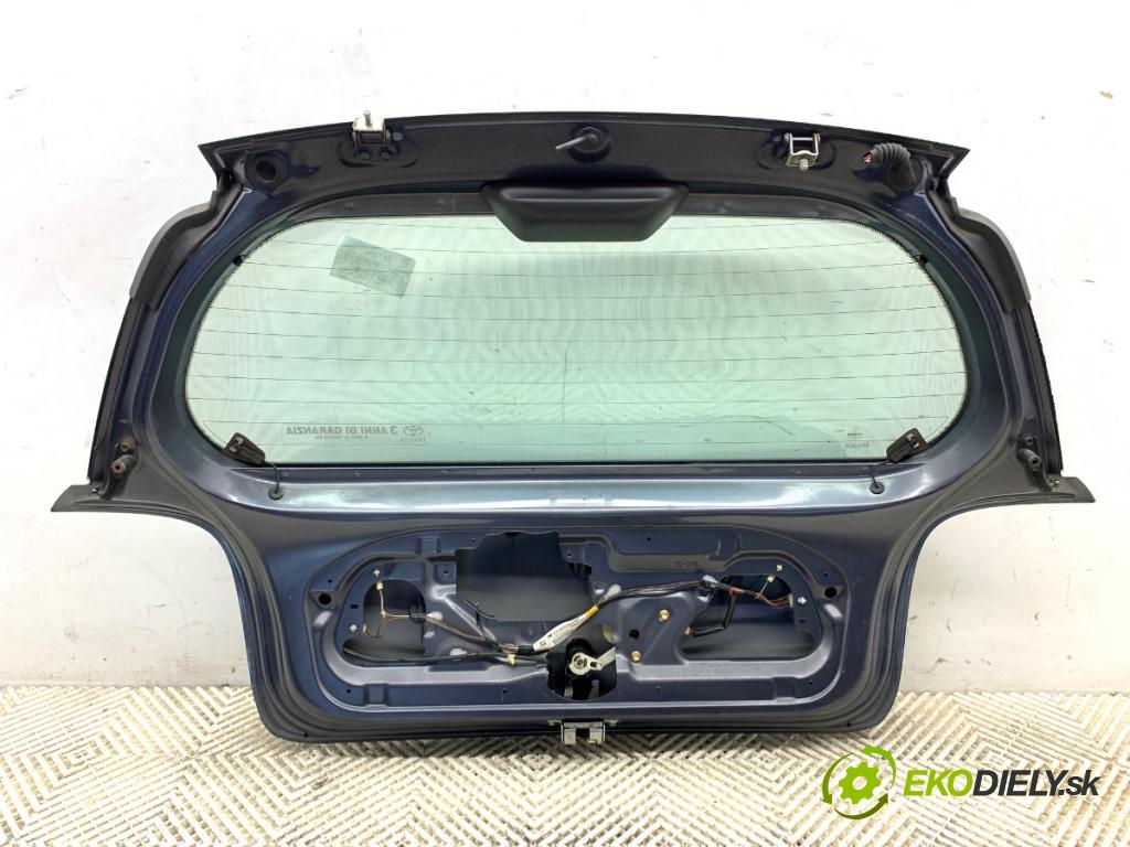 TOYOTA YARIS I liftback 2005 55 kW 1.4 D-4D (NLP10_) 1364 kapota zadní část