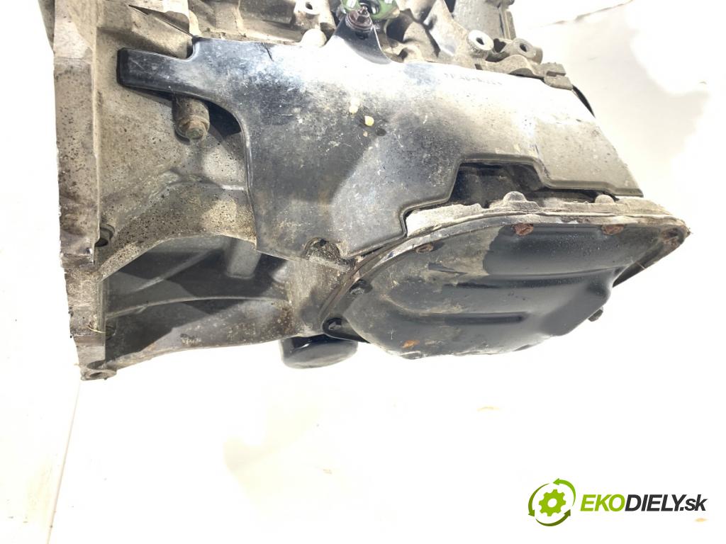 TOYOTA YARIS I liftback 2005 55 kW 1.4 D-4D (NLP10_) 1364 Motor 1ND-TV (Motor)