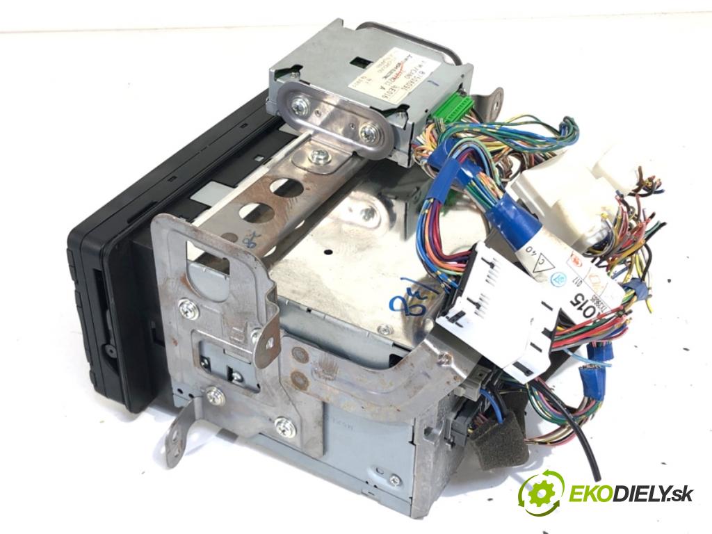 PEUGEOT 4007 SUV 2008 115 kW 2.2 HDi 2179 RADIO 8750A138 (Audio zariadenie)