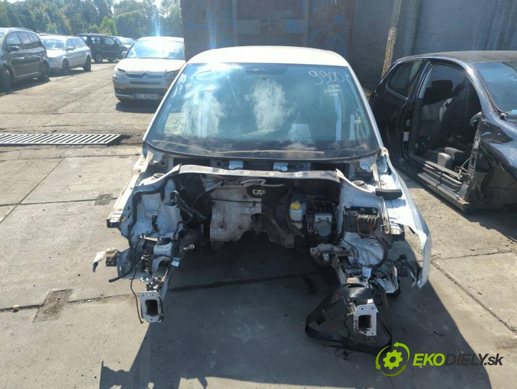 SKODA FABIA III liftback 2017 70 kW 1.0 TSI 999 KAROSERIA ČTVRŤÁK blatník zadní část levý pravý práh střecha PODŁUŻNICA levý pravý