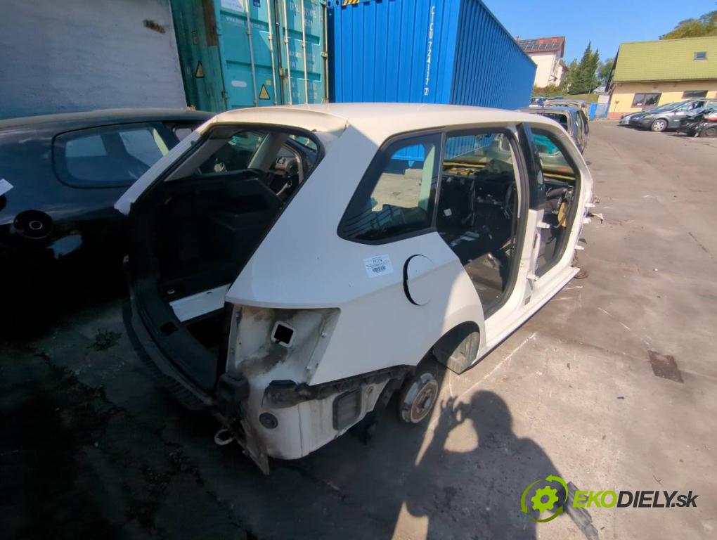 SKODA FABIA III liftback 2017 70 kW 1.0 TSI 999 KAROSERIA ČTVRŤÁK blatník zadní část levý pravý práh střecha PODŁUŻNICA levý pravý