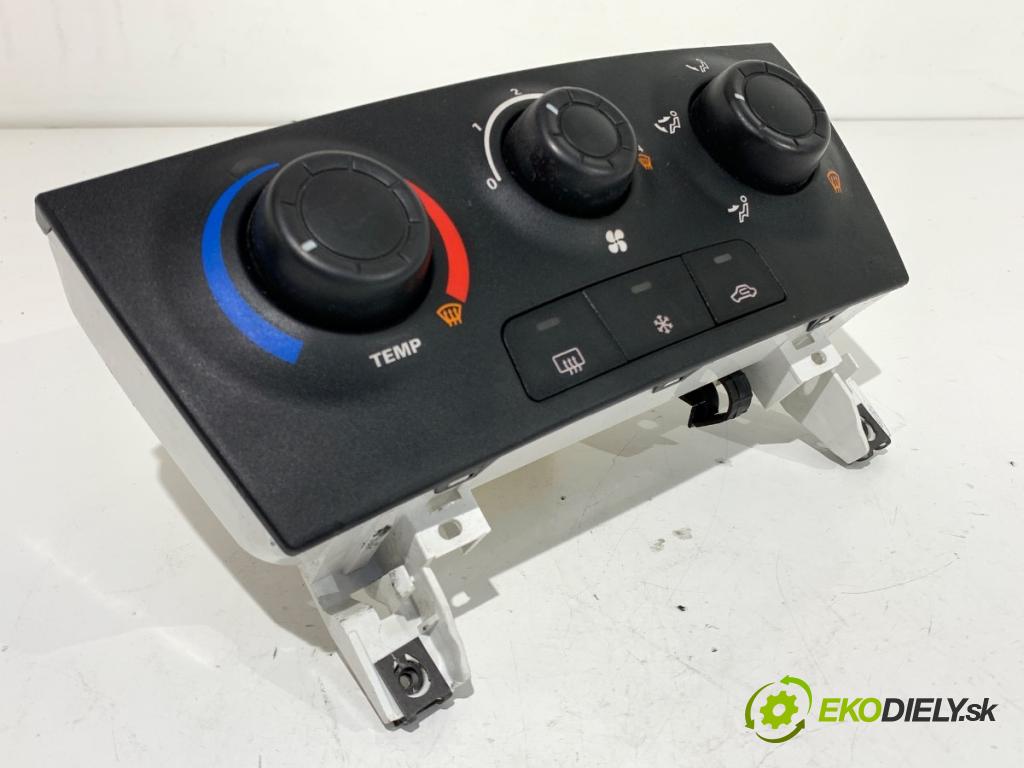 FIAT STILO liftback 2004 70 kW 1.4 16V (192AXH1B, 192BXH1B) 1368 Panel ovládania kúrenia 591546000 (Prepínacie páčky pod volantom)